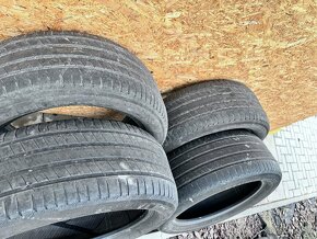 245/50r19 105w RSC - 2