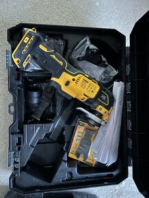 Dewalt - 2