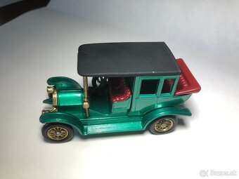 Matchbox Yesteryear 1910 Benz Limousine - 2