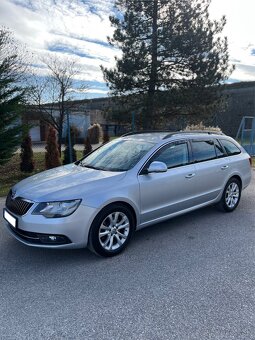 Škoda Superb Combi 2.0 TDi DSG 103kw - 2