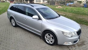 Skoda Superb 2 2.0tdi 125kw dsg 2011 Elegance - 2