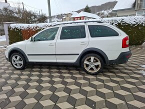 ŠKODA OCTAVIA KOMBI 2,0CR TDI ,DSG,SCOUT 4x4,103kw - 2