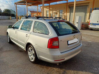 ŠKODA OCTAVIA COMBI 2.0 TDI 103KW 2010 ELEGANCE - 2