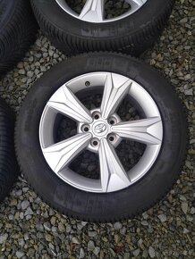 17" zimná sada alu TOYOTA C-HR + TPMS originál. - 2