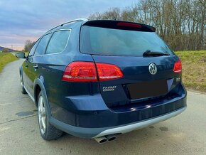 VW Passat Alltrack 4x4 2.0 TDI 103kW LED NAVI PANORAMA - 2