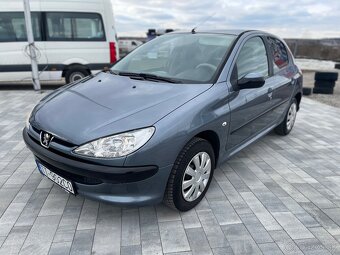 Peugeot 206 1.4 i 55 kw - 2