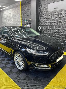 Ford Mondeo Vignale - 2