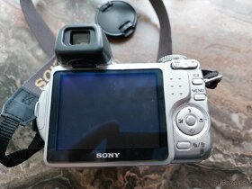 Predám fotoaparát SONY DSC-H5 - 2