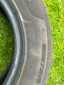 Zimne pneu 215/60 R16 Pirelli DOT 2422 - 2