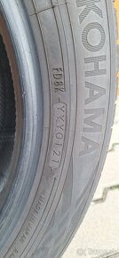 205/55 R16 Yokohama BluEarth-GT - 2