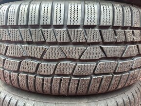 4ks zimne 215/50 R17, 8mm - 2