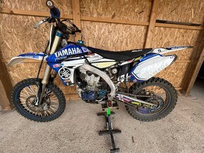 Yamaha YZF 450 - 2