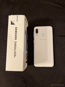 Samsung galaxy A20e - 2