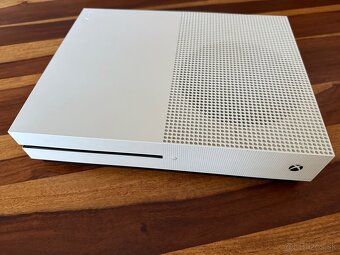 Xbox one S 1TB - 2