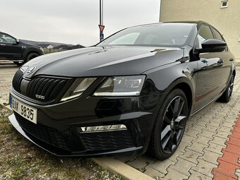 Škoda Octavia 2.0 TDI RS DSG - 2