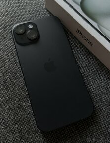 iPhone 15 - 2
