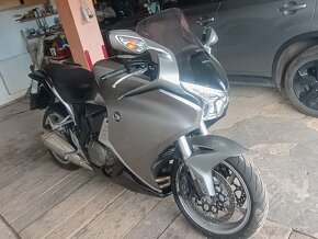 Honda vfr 1200 - 2