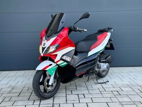 Piaggio Gilera Nexus 300 - 2