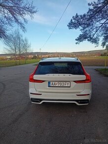 Volvo V60 R-Design - 2