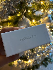 Apple AirPods pro 2 gen - 2