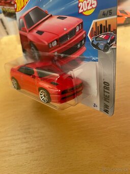 HotWheels Maserati Shamal - 2