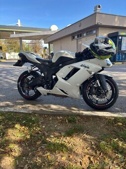 Kawasaki ZX6-R (ZX600P) - 2