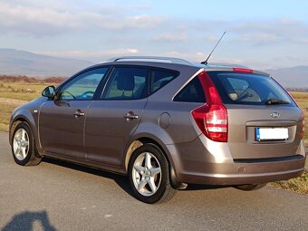 Kia CEE´D, 1.4 benzín, r. v. 2009, bezproblémové auto - 2