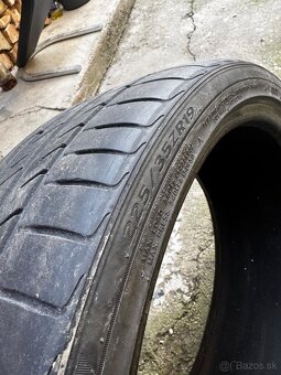 225/35 R19 2ks - 2