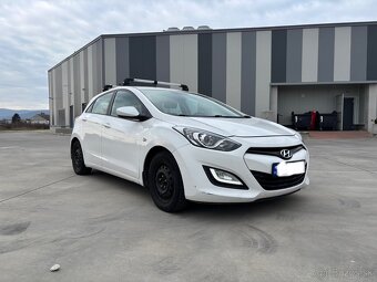 Hyundai i30 1.6 88kw - 2