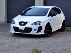 Seat Leon CUPRA R4  2.0 TFSI  265PS rok-2013 NAVI,XENON TOP - 2