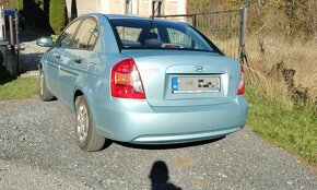 Hyundai Accent - 2