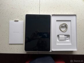 iPad 9th generation 64 GB - 2