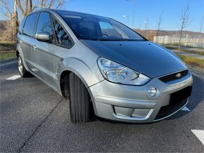 Ford S-MAX 2.0TdCi 7-miest Titanium - 2