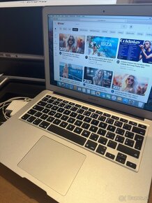 MacBook Air 2012 - 2