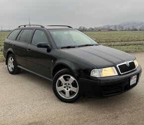 Škoda Octavia 1.8T 4x4 Swiss Ice Hockey - 2