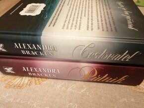 Alexandra Bracken - Cestovatel, Pútnik - séria 1,2 - 2