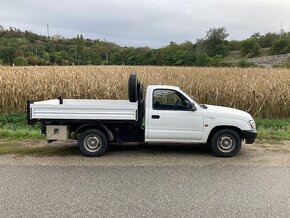 Toyota Hilux sklapac, pick up - 2