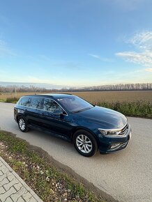 Volkswagen Passat B8 2.0 TDI DSG 110kW Model 2022 - 2