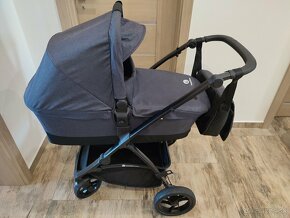 Kočík Petite&Mars (cca ešte rok v záruke) a vajíčko + isofix - 2