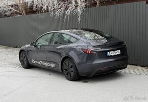 Tesla Model 3 RWD 2024 Highland - 2