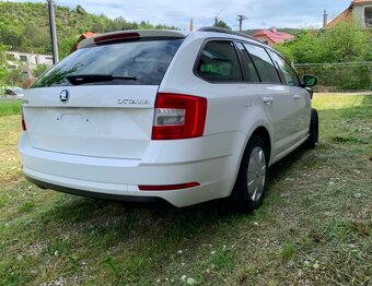 Predám havarovanú Škoda Octavia 1.6 TDi rv 2019 . - 2