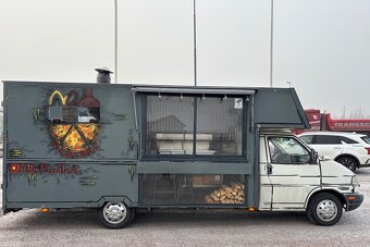 Foodtruck na pizzu Volkswagen Transporter TDi rv:1998 - 2