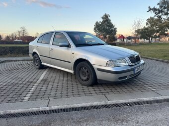 Skoda octavia 1.6 74 kw - 2