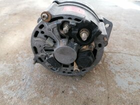 Audi 80 Alternator - 2