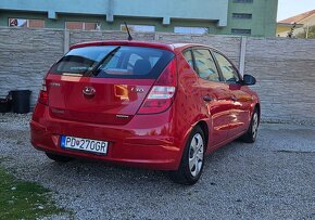 Hyundai I30 1.6 CRDi  - nafta - 2