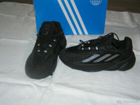 Pekné tenisky Adidas Ozelia - 2