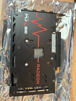 Sapphire Pulse Radeon RX 6600 8GB - 2