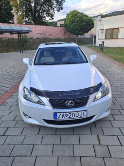 Lexus IS 250 V6 - 2