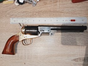 Perkusny revolver - 2