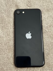 Iphone SE 2022, 64gb, Top stav - 2